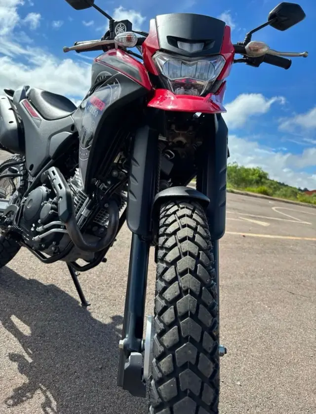 Moto Yamaha XTZ 250 Lander 2023 ABS