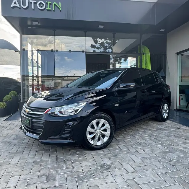 Carro Chevrolet Onix 2023 LT 1.0