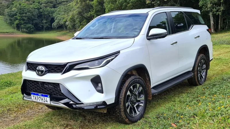 Toyota SW4 SRX Platinum: o que saber antes de comprar um