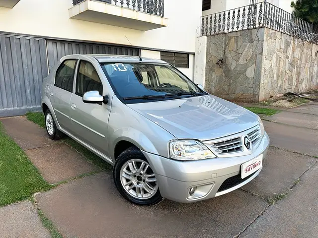Carro Renault Logan 2010 Privilège 1.6 16V (flex)