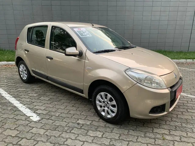 Carro Renault Sandero 2012 Expression 1.0 16V (flex)