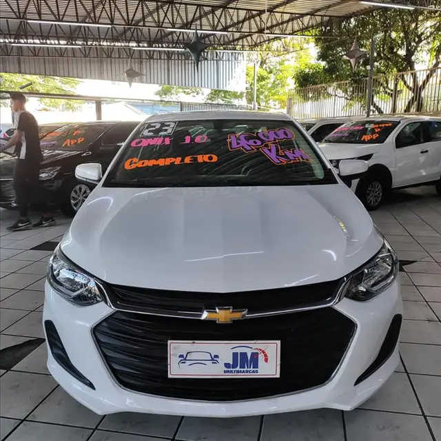 Carro Chevrolet Onix Plus 2023 LT 1.0