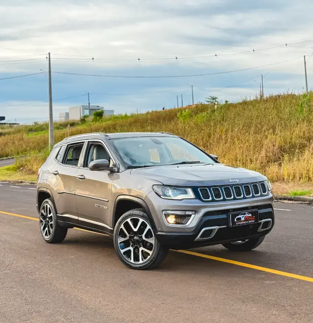 Carro Jeep Compass 2019 2.0 Limited (Aut) (Flex)