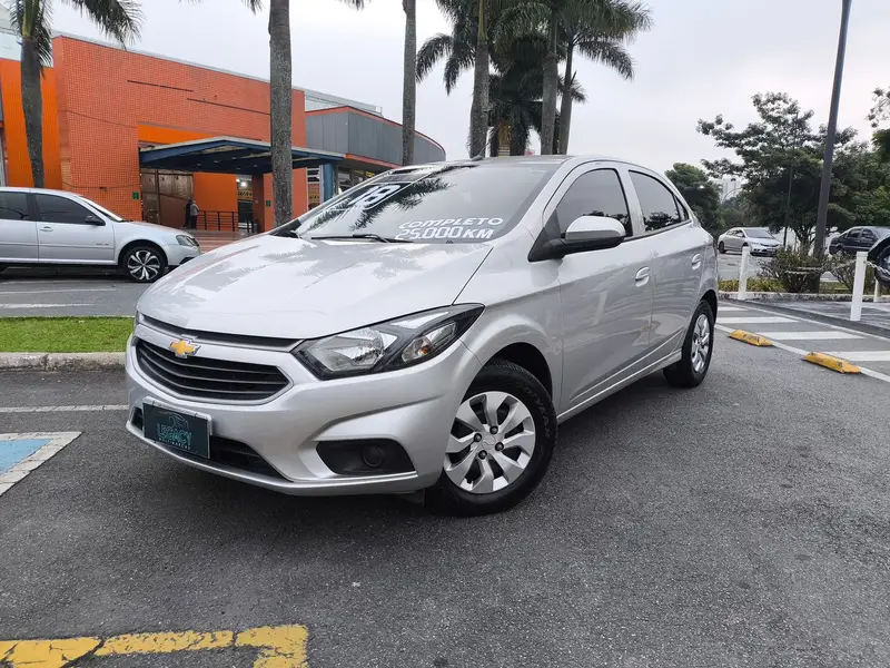 Chevrolet Onix 1.0 LT SPE/4