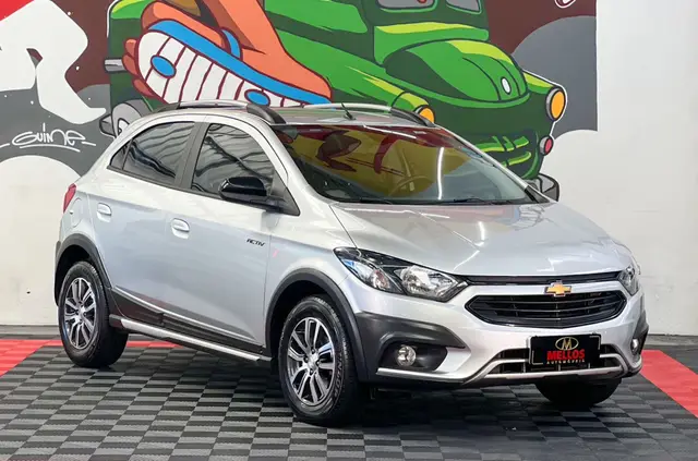 Carro Chevrolet Onix 2017 1.4 Activ SPE/4