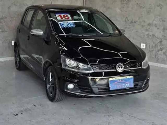 Carro Volkswagen Fox 2016 1.6 MSI Rock in Rio (Flex)