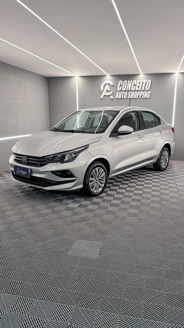 Carro Fiat Cronos 2023 Drive 1.3 (Flex) MT