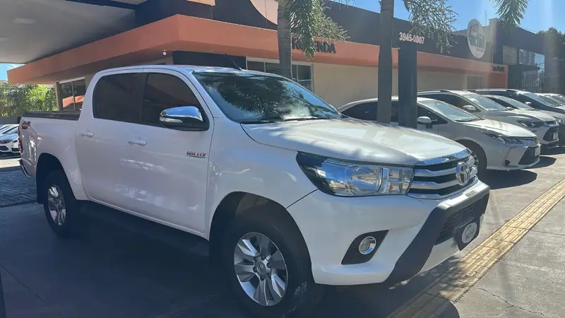 Toyota Hilux Cabine Dupla Hilux 2.8 TDI SRV CD 4x4 (Aut)