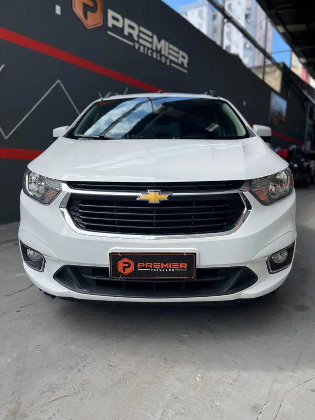 Carro Chevrolet Spin 2024 Premier 1.8 (Aut.)