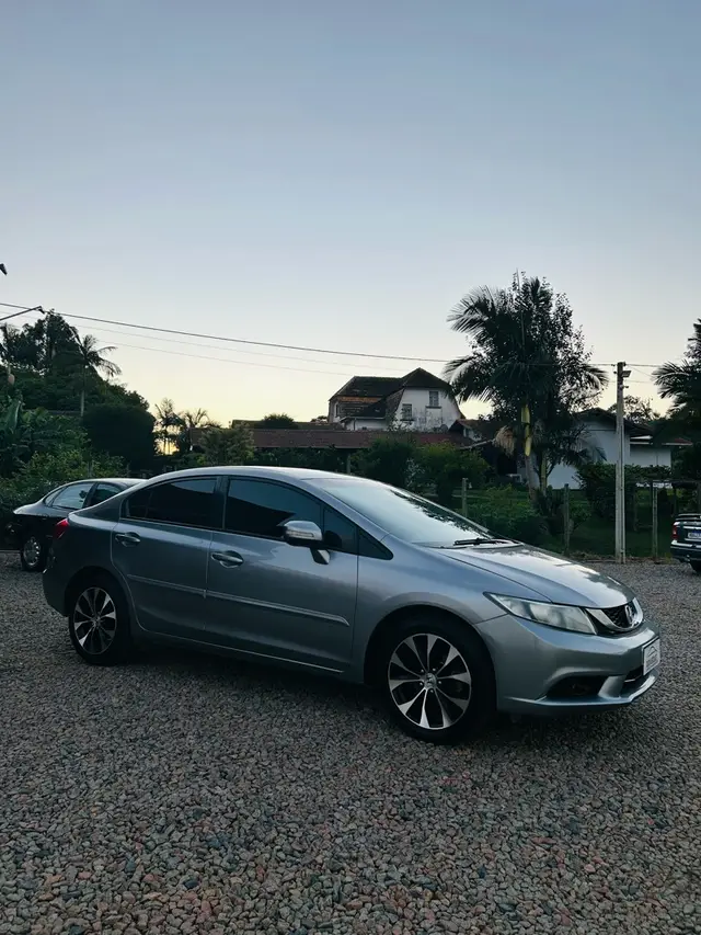 Carro Honda Civic 2015 LXR 2.0 i-VTEC (Aut) (Flex)