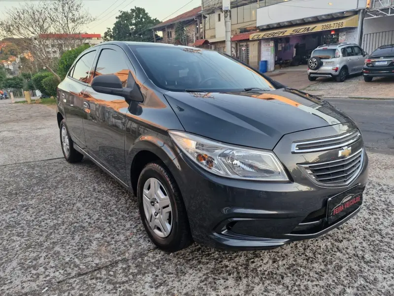 Chevrolet Onix 1.0 LT SPE/4