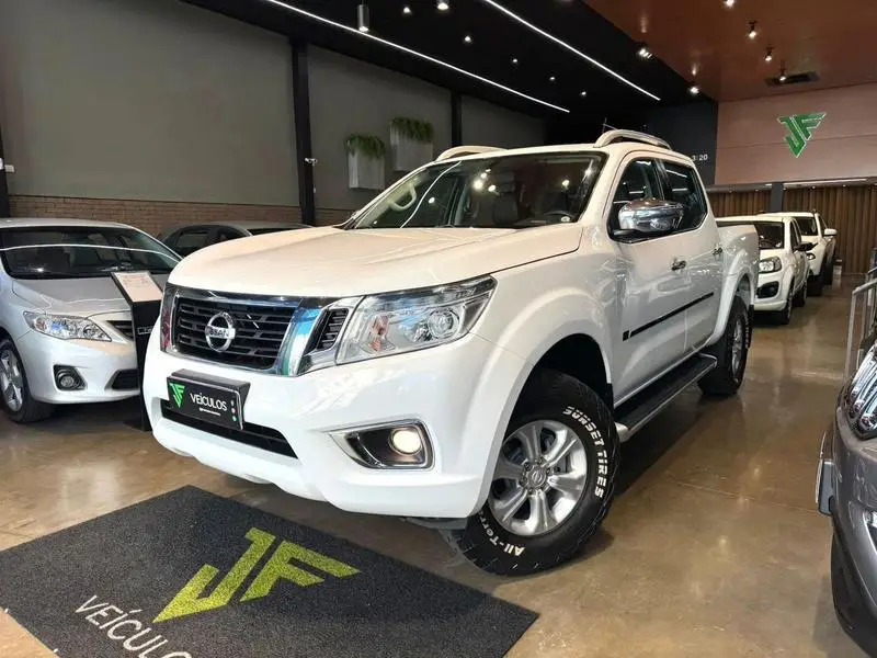 Nissan Frontier 2.3 TD CD LE 4x4 (Aut)