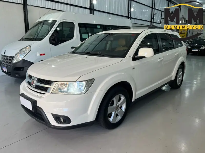 Fiat Freemont 2.4 16V Precision (Aut)