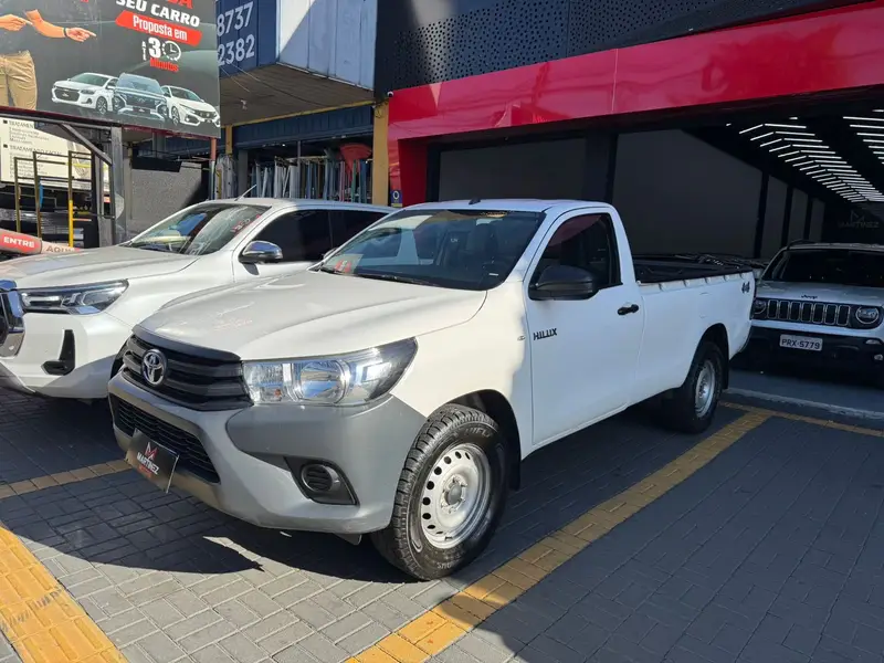 Toyota Hilux Cabine Simples 4x4 2.8 Diesel
