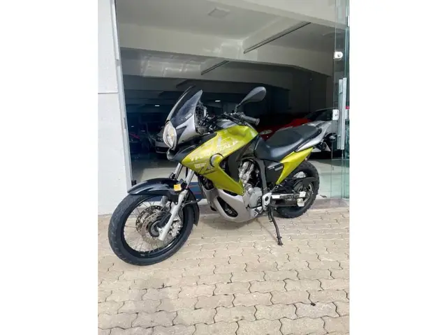 Carro Honda XL 700V 2012 Transalp