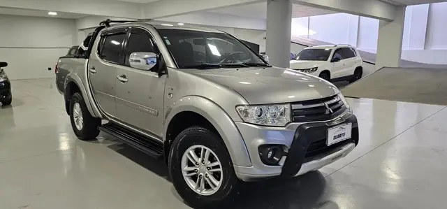 Carro Mitsubishi L200 Triton Sport 2014 3.2 DID-H HPE 4WD (Aut)