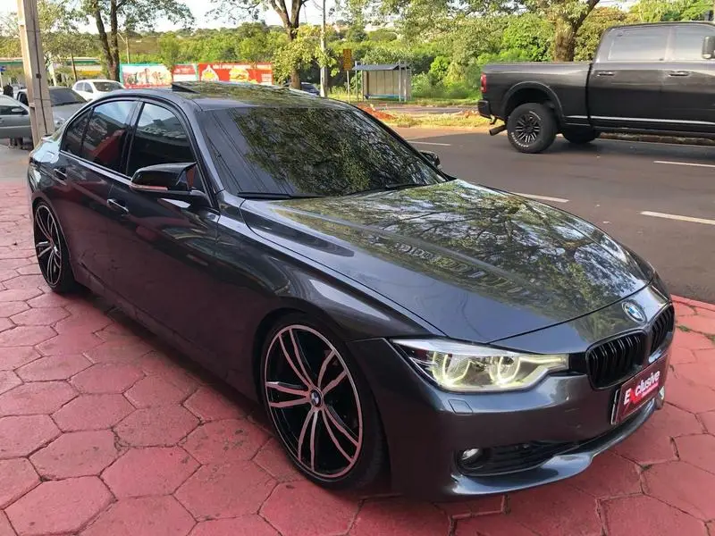 BMW 320i 320i Sport ActiveFlex