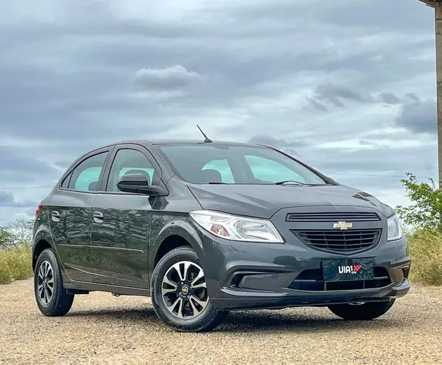Carro Chevrolet Onix 2016 1.0 LS SPE/4