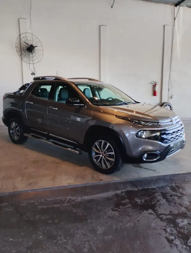 Carro Fiat Toro 2020 2.0 TDI Volcano Auto 4WD