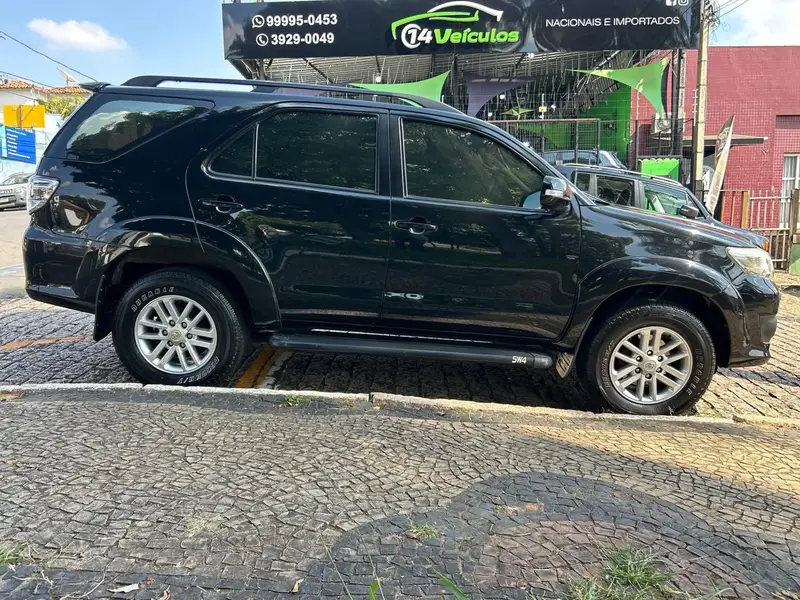 Toyota Hilux SW4 SR 4x2 2.7/ 2.7 Flex 16V Aut.