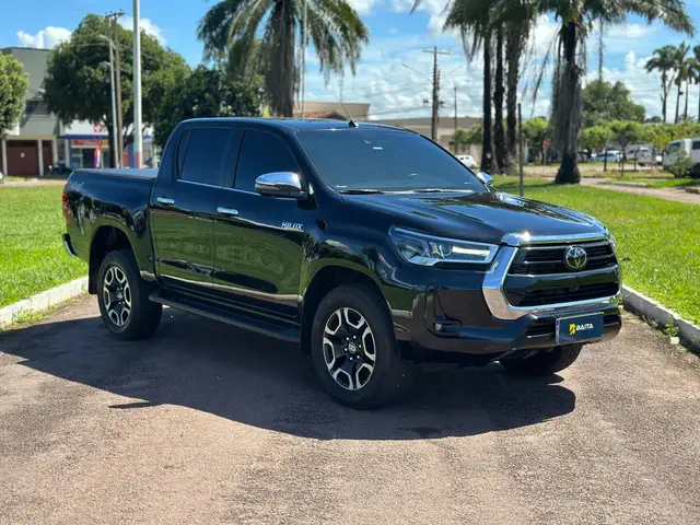 Carro Toyota Hilux Cabine Dupla 2022 SRX 2.8 TDI CD 4x4 (Aut)