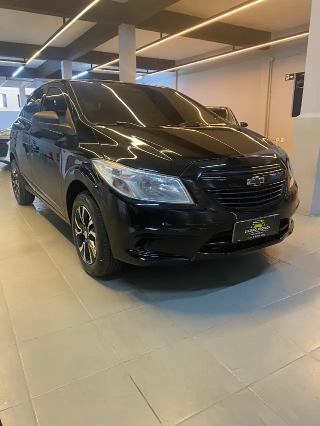 Carro Chevrolet Onix 2017 1.0 Joy SPE/4