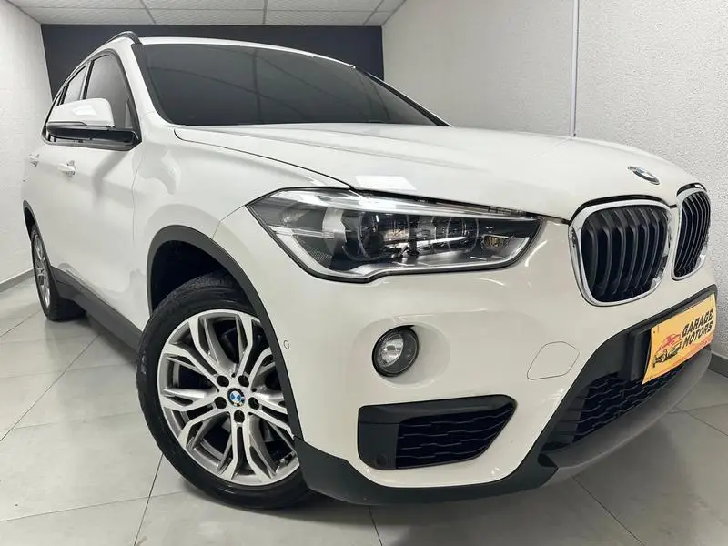 BMW X1 2.0 sDrive20i GP ActiveFlex