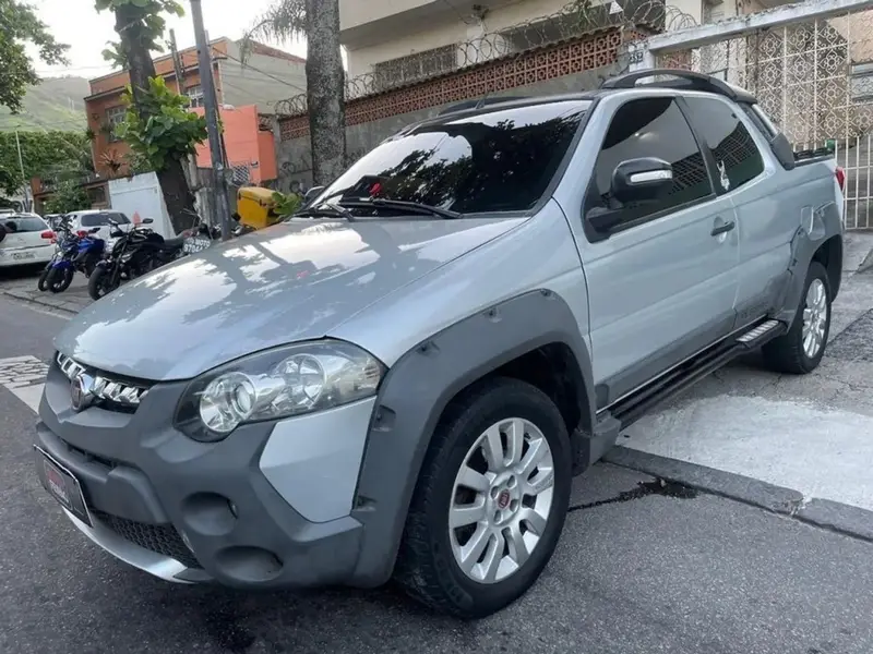 Fiat Strada Adventure 1.8 16V (Flex) (Cabine Dupla)