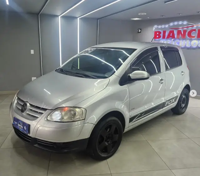 Carro Volkswagen Fox 2009 Plus 1.6 8V (Flex)
