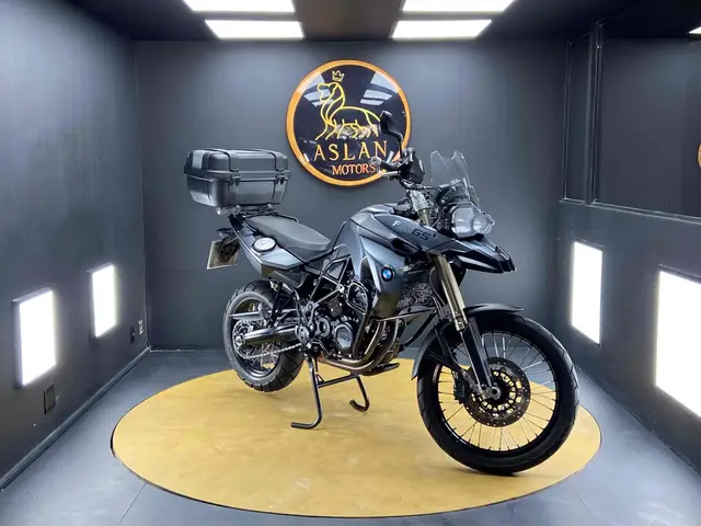 Carro BMW F 800 2013 R