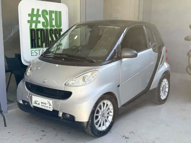 Carro Smart Fortwo Cabrio 2010 fortwo Passion Cabrio
