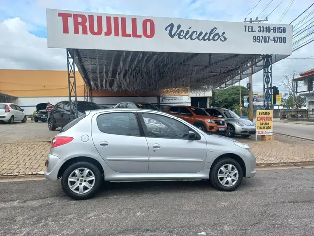 Carro Peugeot 207 2009 Hatch XR 1.4 8V (flex) 4p