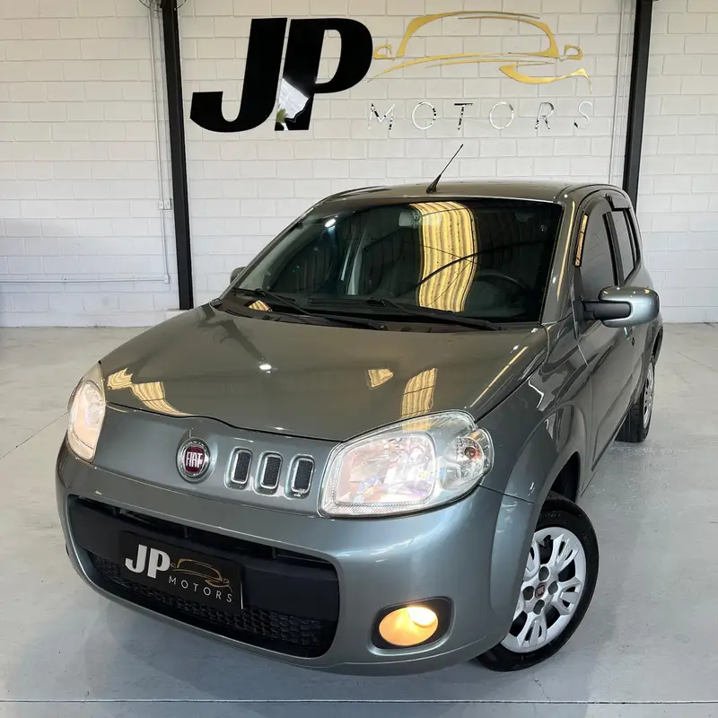 Fiat Uno Vivace 1.0 8V (Flex) 4p