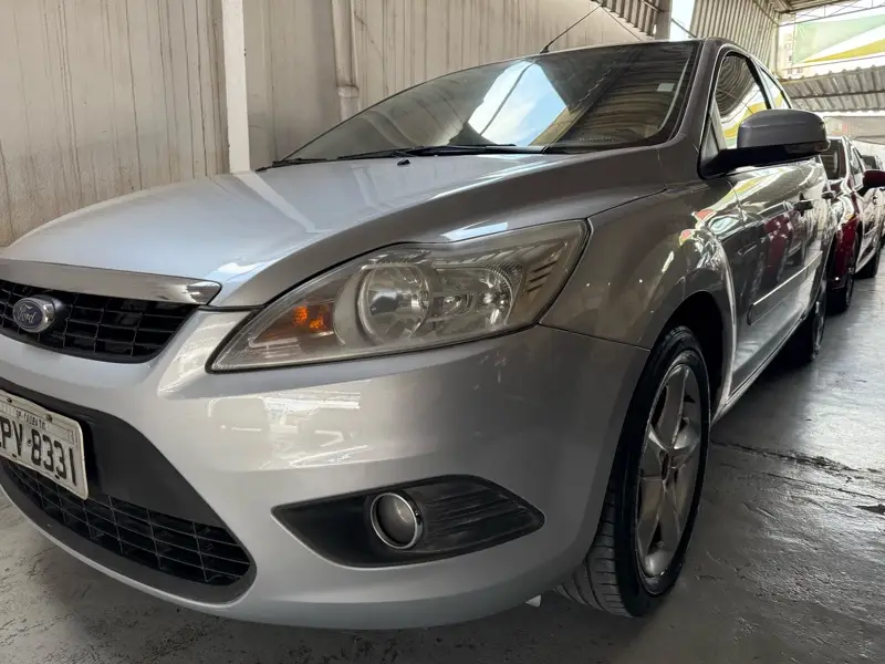 Ford Focus Hatch GLX 2.0 16V (Flex)