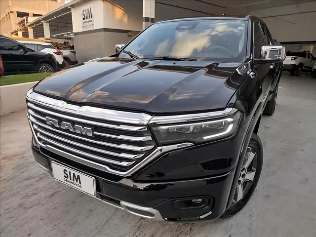 Carro RAM Rampage 2024 Laramie 2.0 Turbo