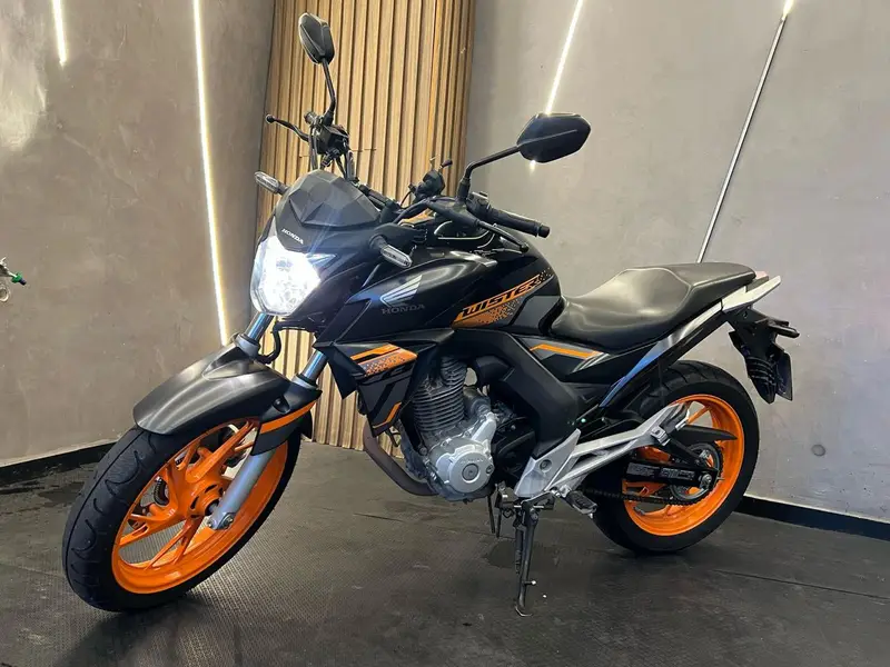 Honda CB 250F Twister (ABS)