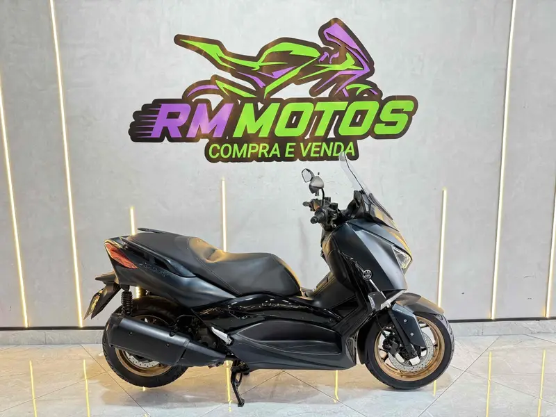 Yamaha XMax ABS