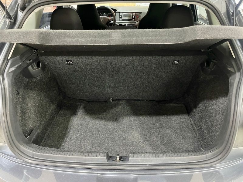 Polo Track 1.0 Flex 12V 5p