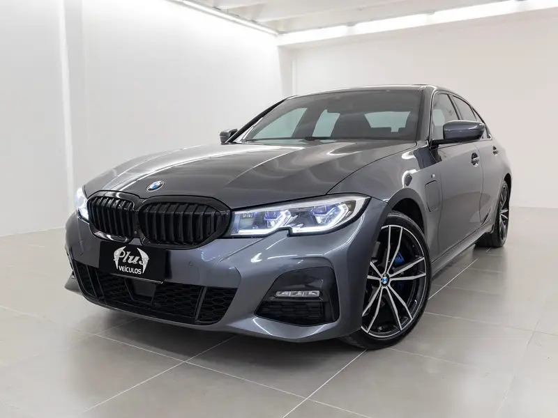 BMW 330e M Sport 2.0 Turbo Híbrido (Aut)