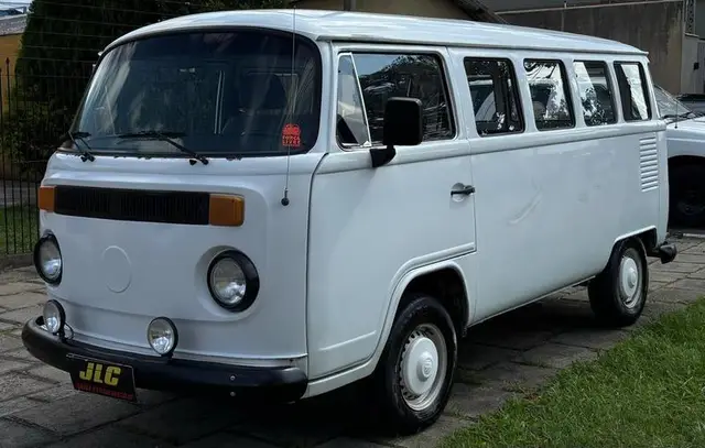 Carro Volkswagen Kombi 1995 Standard 1.6