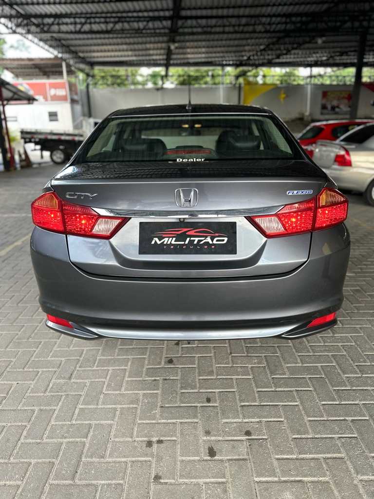 alt=