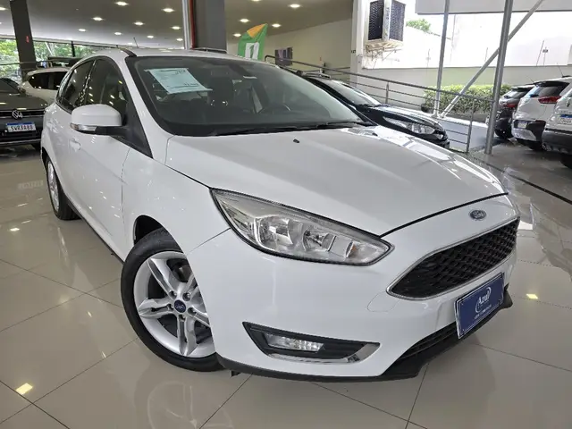 Carro Ford Focus Hatch 2018 SE 1.6 16V TiVCT