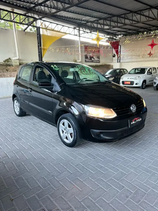 Carro Volkswagen Fox 2011 1.0 8V (Flex) 2p