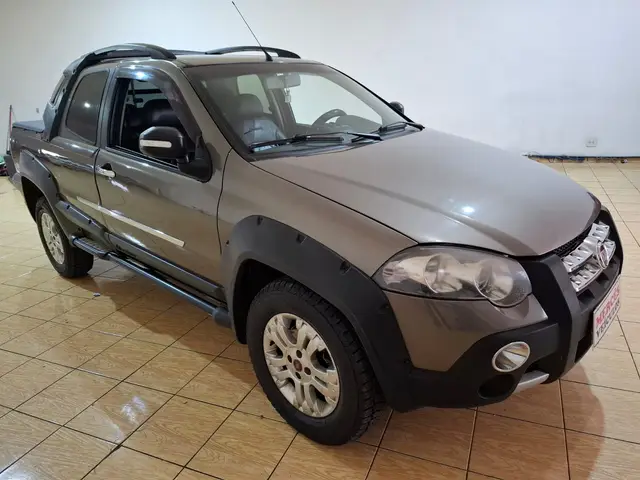 Carro Fiat Strada 2010 Adventure 1.8 8V (Flex) (Cabine Dupla)