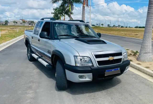 Carro Chevrolet S10 Cabine Dupla 2011 S10 Rodeio 2.4 Flexpower 4X2 (Cab Dupla)