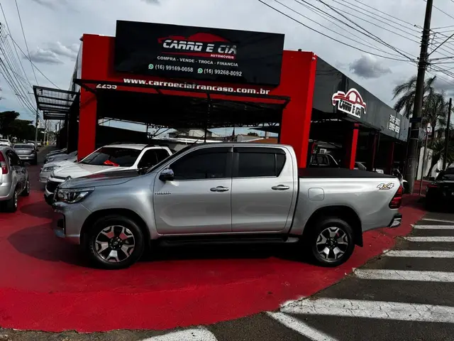 Carro Toyota Hilux Cabine Dupla 2019 Hilux 2.8 TDI CD SRX 50th 4x4 (Aut)