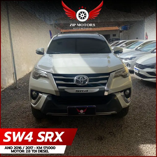 Carro Toyota SW4 2017 2.8 TDI SRX 7L 4x4 (Aut)