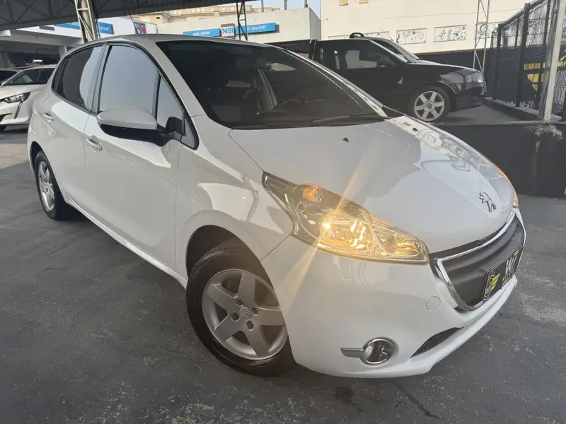 Peugeot 208 Active Pack 1.5 8V (Flex)