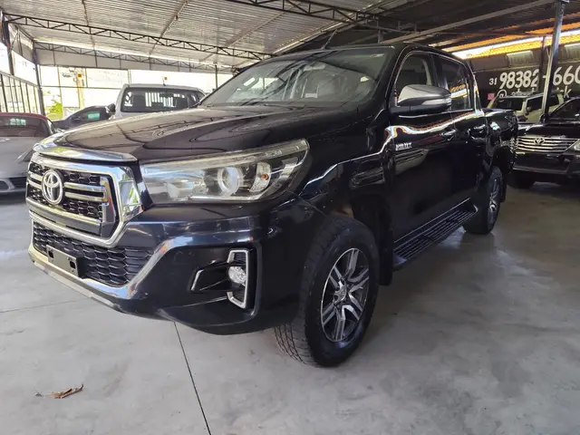 Carro Toyota Hilux Cabine Dupla 2016 Hilux 2.8 TDI SRV CD 4x4 (Aut)