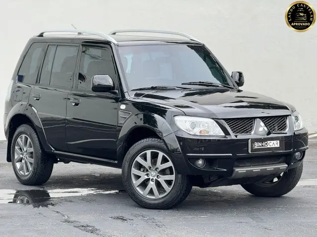 Carro Mitsubishi Pajero TR4 2015 2.0 16V 4x2 (Flex) (Aut)